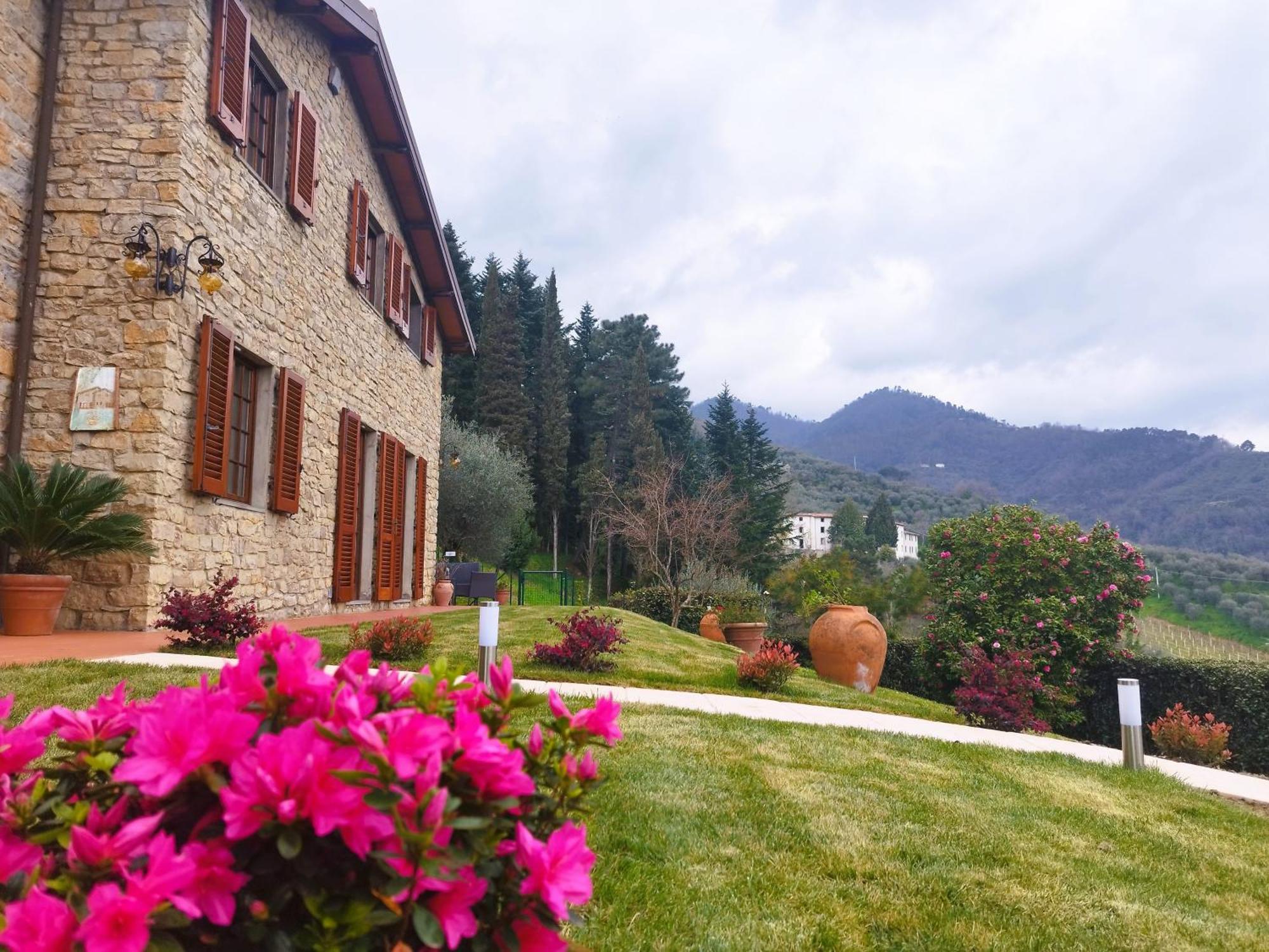 Villa Camelia Tuscany Pescia Exteriér fotografie